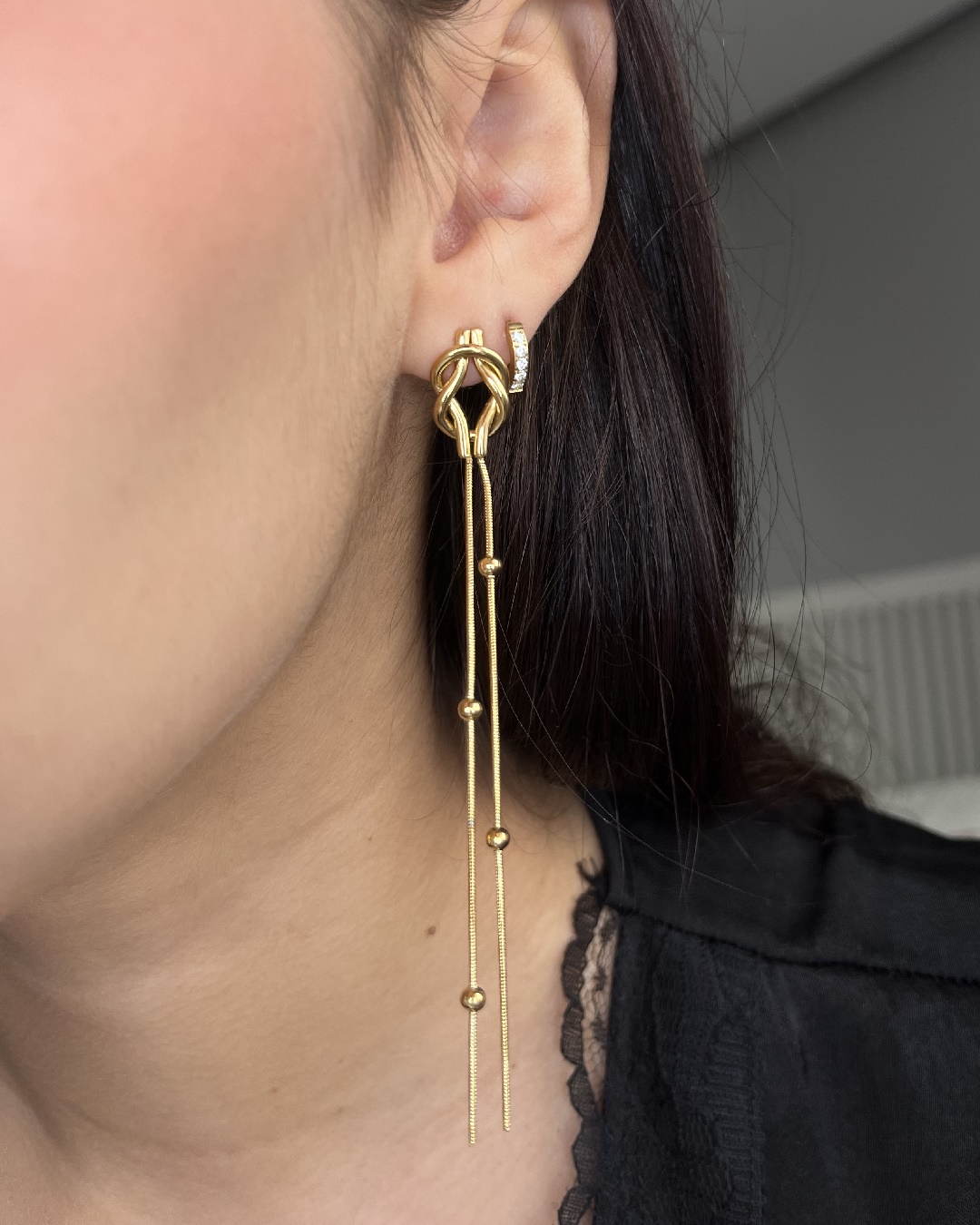 Pendiente Acero Largo Nudo Dorado