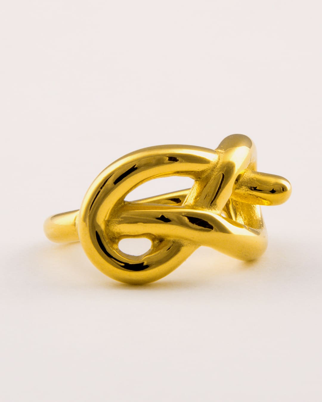 Anillo Acero Nudo Dorado