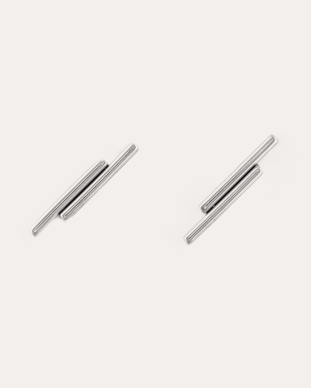 Pendiente Acero Doble Barra Plateado