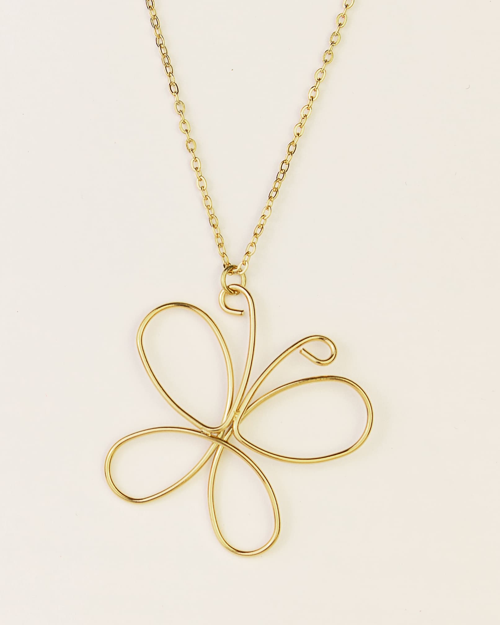 Collar Acero Mariposa 3D
