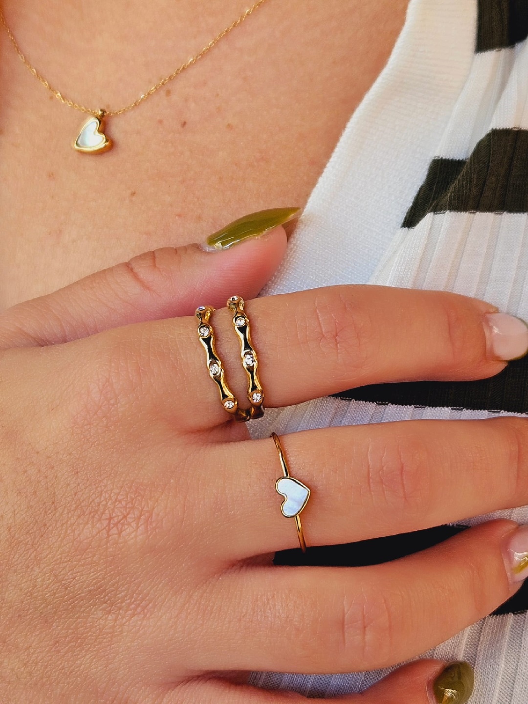 Anillo Acero Cuore Nácar