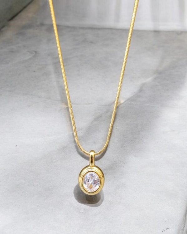 Collar de acero con baño de oro - Joyitas de Acero